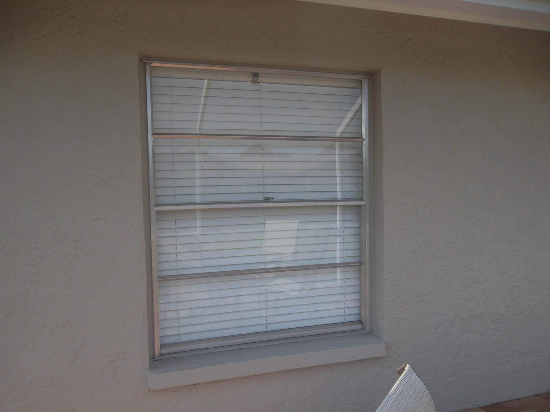 Aluminum Accordion Patio Hurricane Shutters Sun Control